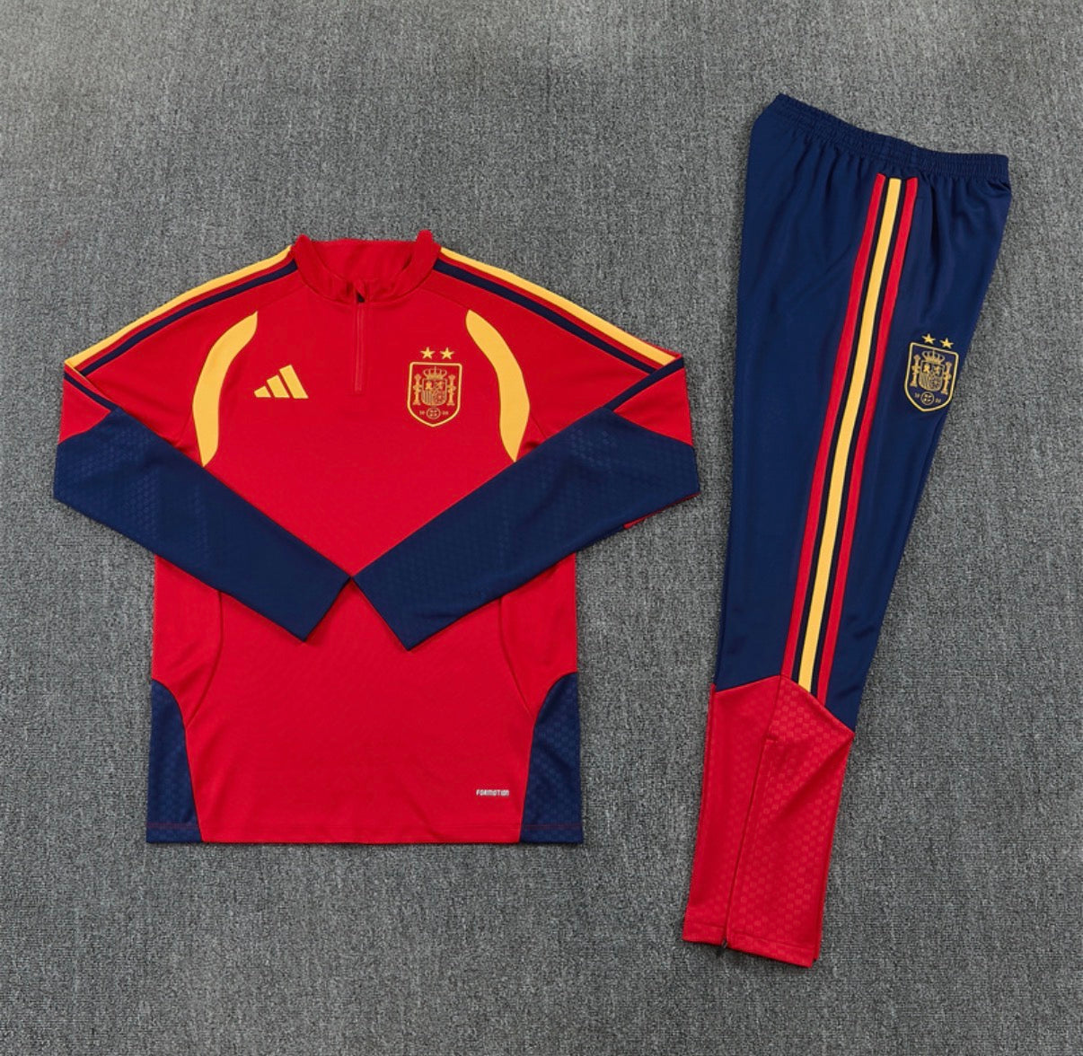 Ensemble Espagne – Manches Longues 2026/27 (Rouge)