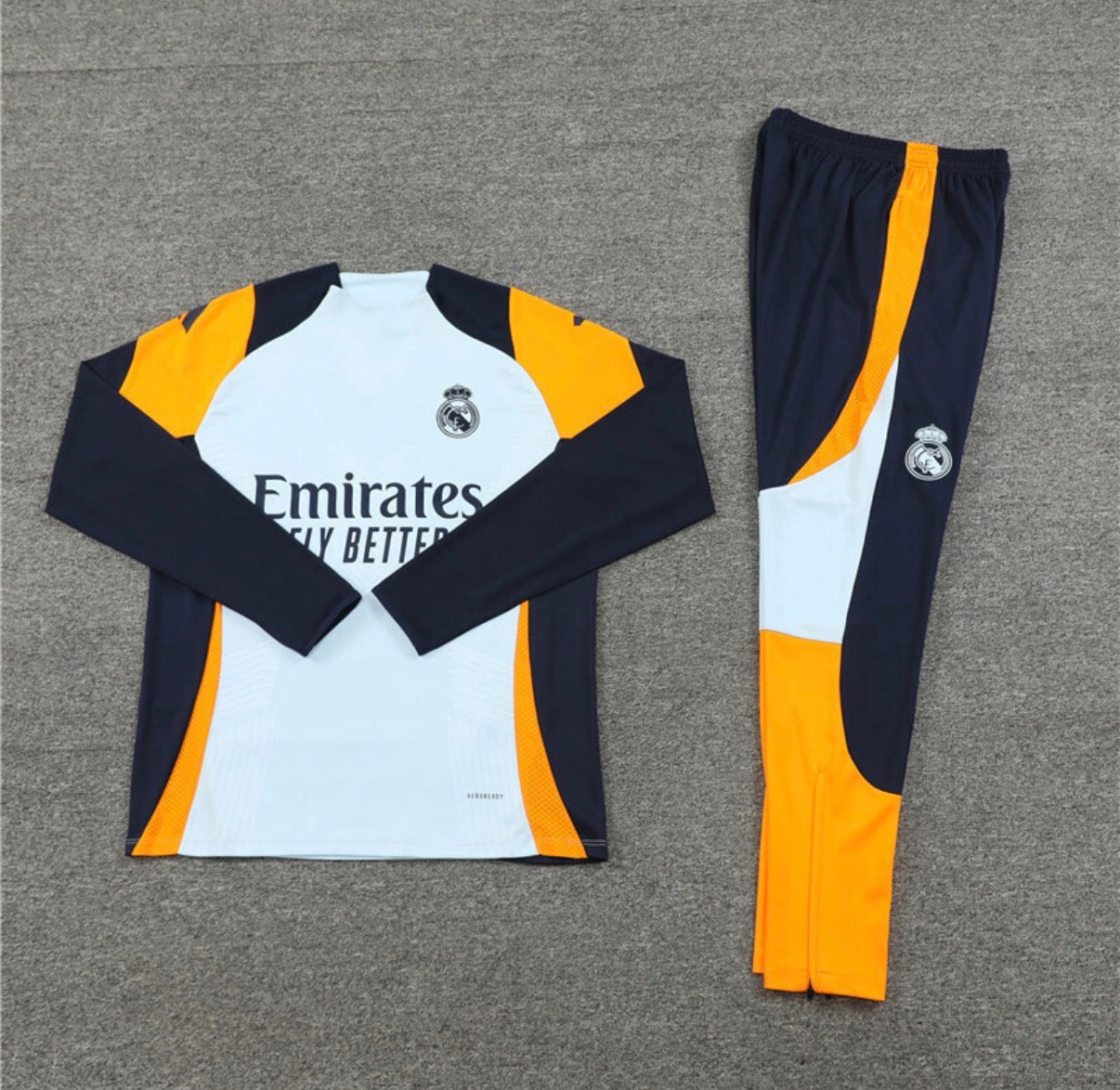 Ensemble Real Madrid blanc marine Manches Longues - à plat