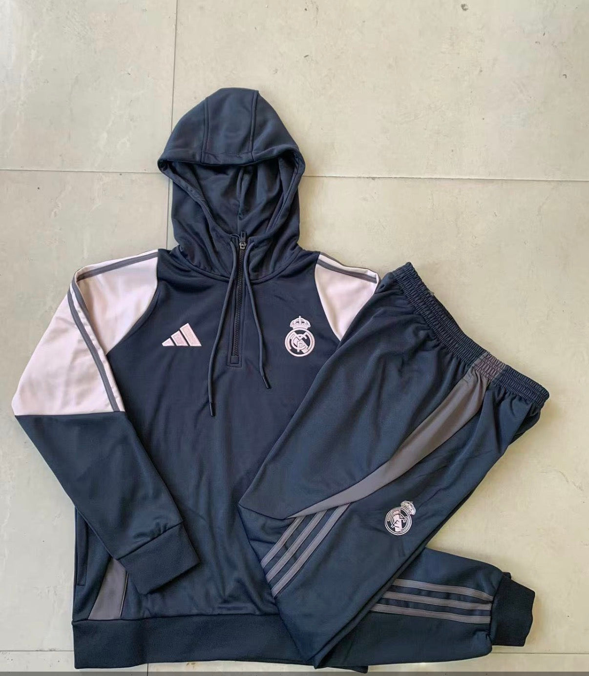 Ensemble Real Madrid Noir/Gris - pack