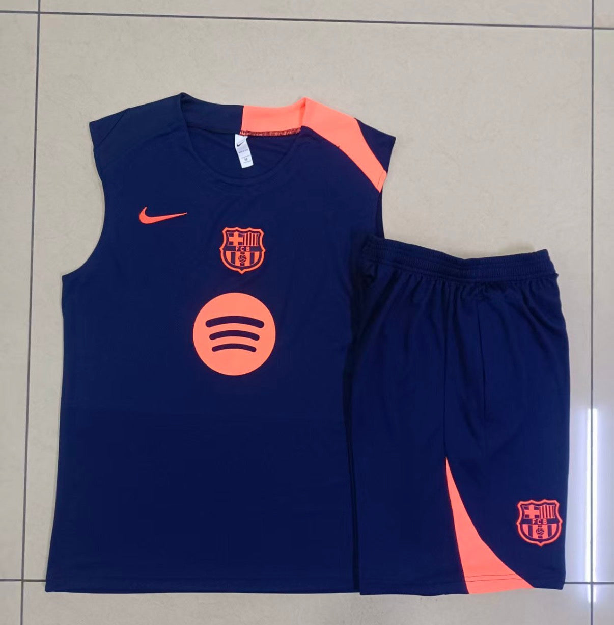 Ensemble Débardeur Short FC Barcelone Bleu Marine face marbre